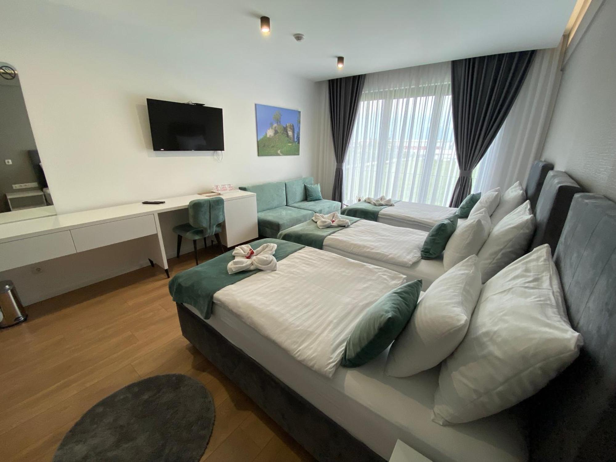Hotel Gold Jet Бихач Экстерьер фото